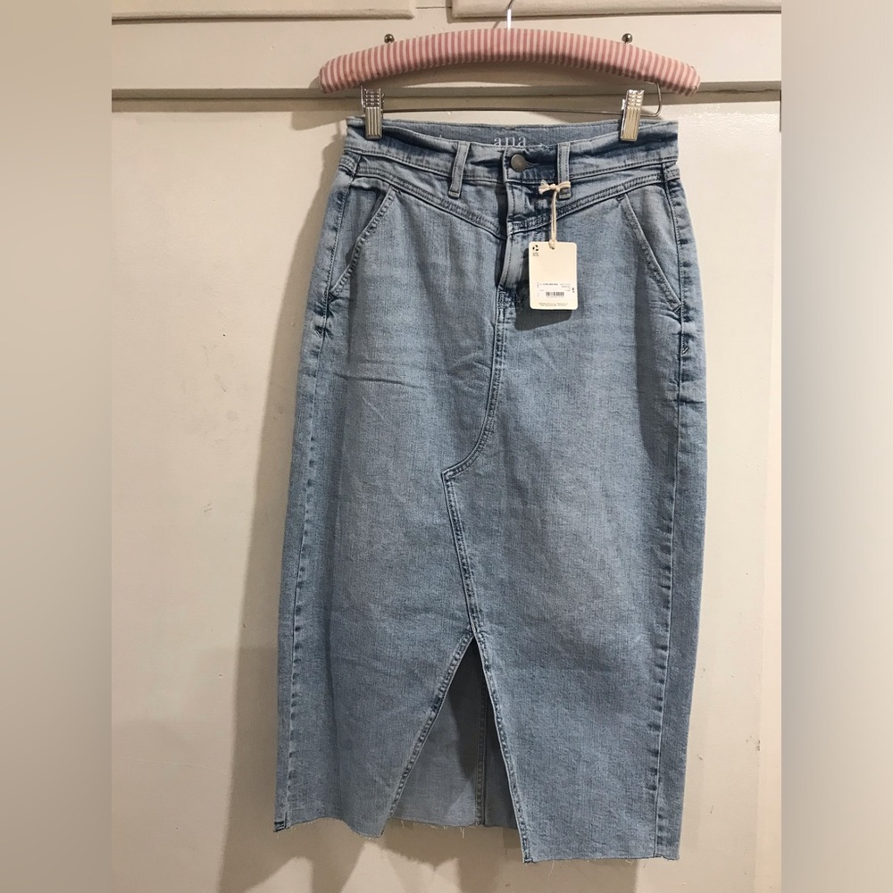 a.n.a a new approach light wash denim skirt size 4 - Picture 1 of 9